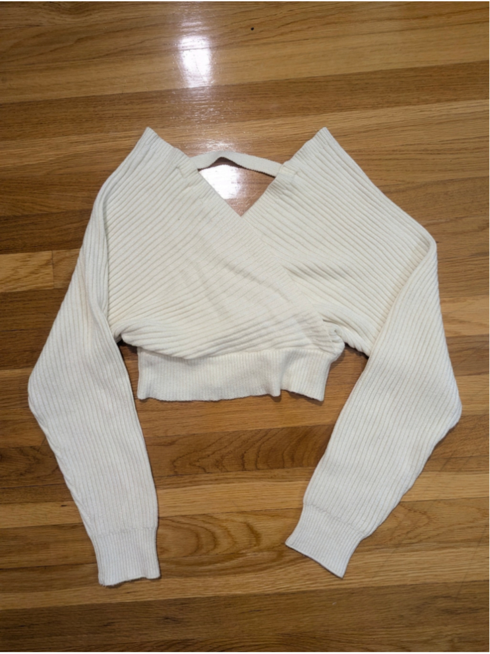 12th Tribe x Salty Blonde Cream Ribbed V-Neck Cross Front Sweater Small - Picture 4 of 12
